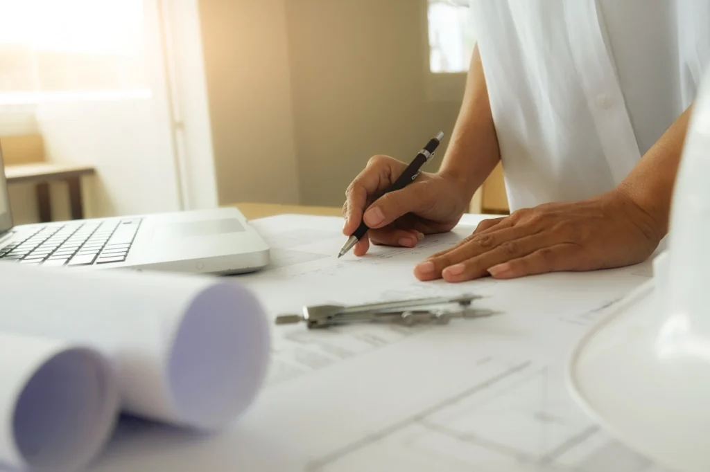 Serveis d'Arquitectura i reforma pis